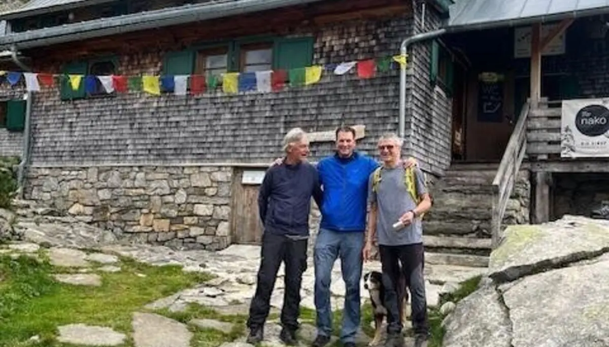 Begrüßung vor der Hütte | © Sektion Kassel